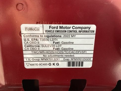 Used 2022 Ford Escape SE w/ SE Sport Appearance Package image 64