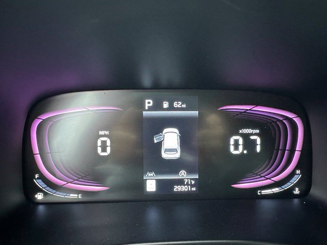 Used 2025 Kia Soul LX FWD image 18