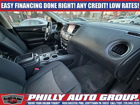 Used 2018 Nissan Pathfinder S AWD/4WD image 12
