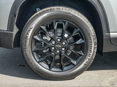 New 2026 Chevrolet Traverse LT w/ Midnight/Sport Edition FWD image 11