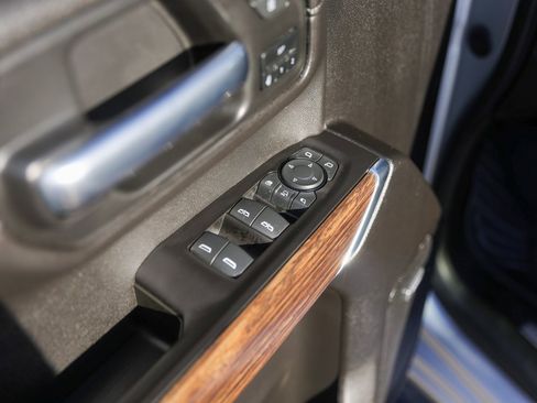 Used 2021 Chevrolet Silverado 2500 High Country w/ Z71 Off-Road Package image 26