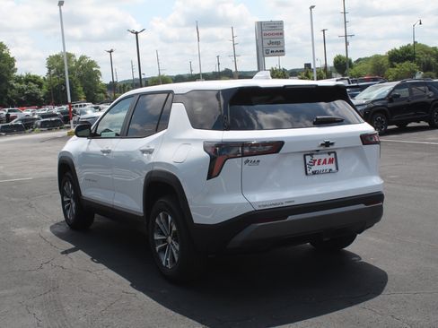 New 2027 Chevrolet Equinox LT AWD/4WD image 5