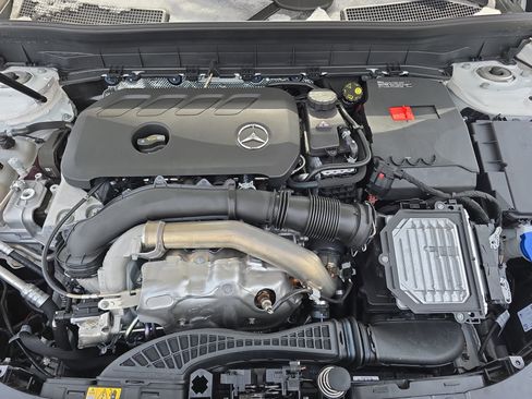 New 2026 Mercedes-Benz GLB 250 GLB 250 image 32