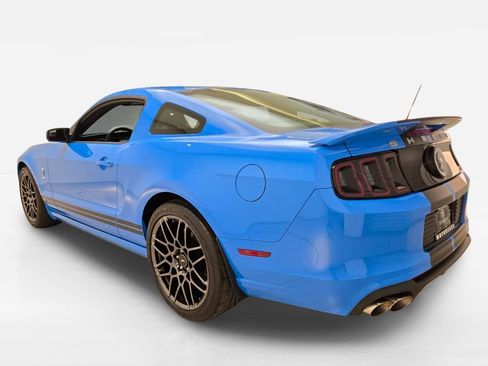 Used 2013 Ford Mustang Shelby GT500 RWD image 11