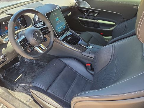 Used 2022 Mercedes-Benz SL 63 AMG 4MATIC image 22