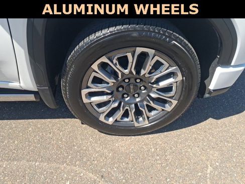 Used 2023 GMC Sierra 1500 Denali Ultimate image 42