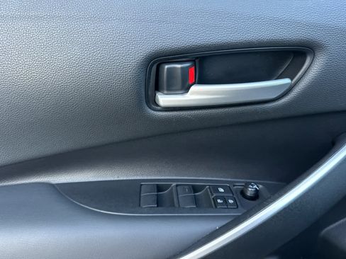Used 2022 Toyota Corolla SE image 13