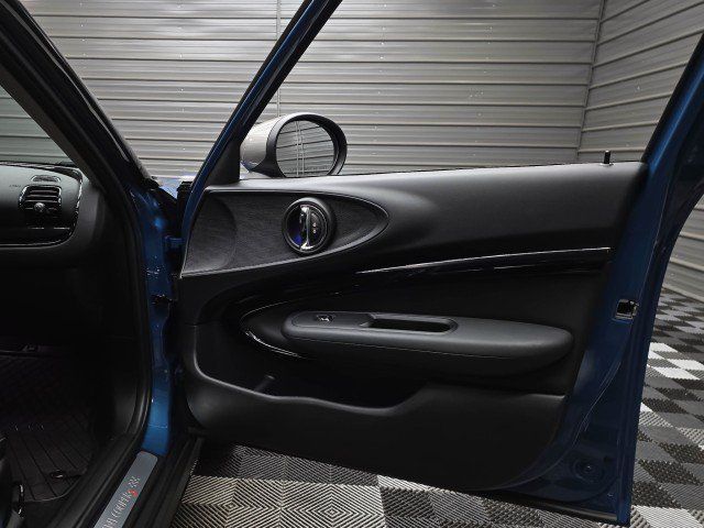 Used 2022 MINI Cooper Clubman S FWD image 32