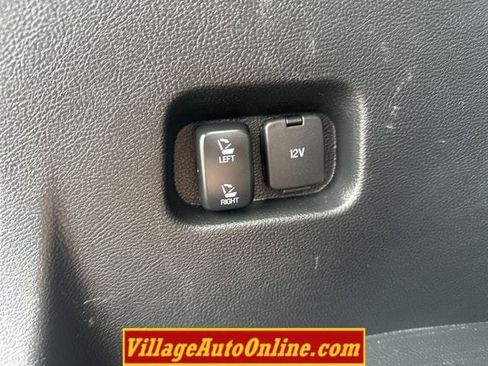 Used 2017 Ford Edge SEL w/ Utility Package FWD image 38