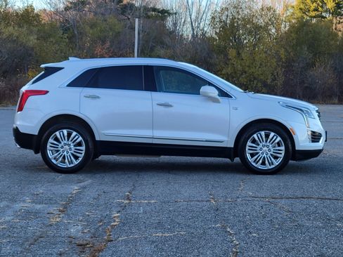 Used 2019 Cadillac XT5 Premium Luxury image 4