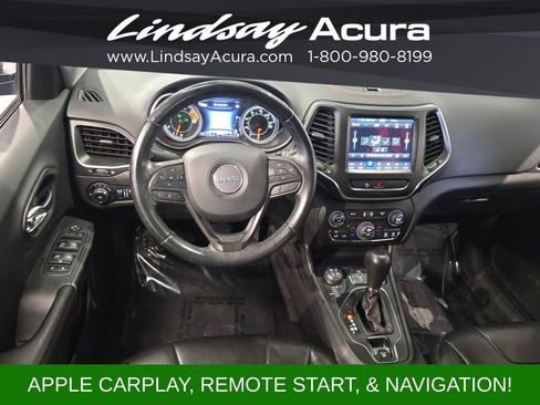 Used 2019 Jeep Cherokee Trailhawk w/ Cold Weather Group AWD/4WD image 14