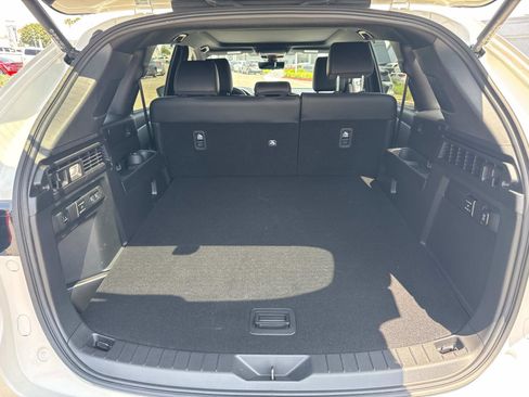 Certified 2025 MAZDA CX-70 Plug-In Hybrid w/ Premium Plus image 27