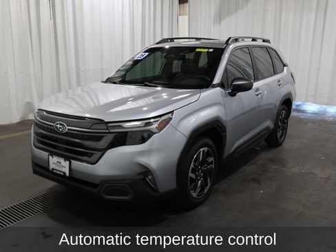 Used 2025 Subaru Forester Limited w/ Popular Package #1 AWD/4WD image 5