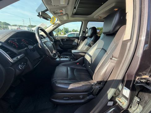 Used 2016 GMC Acadia SLT w/ Open Road Package AWD/4WD image 11
