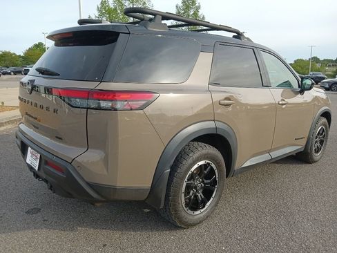 Used 2023 Nissan Pathfinder Rock Creek AWD/4WD image 3