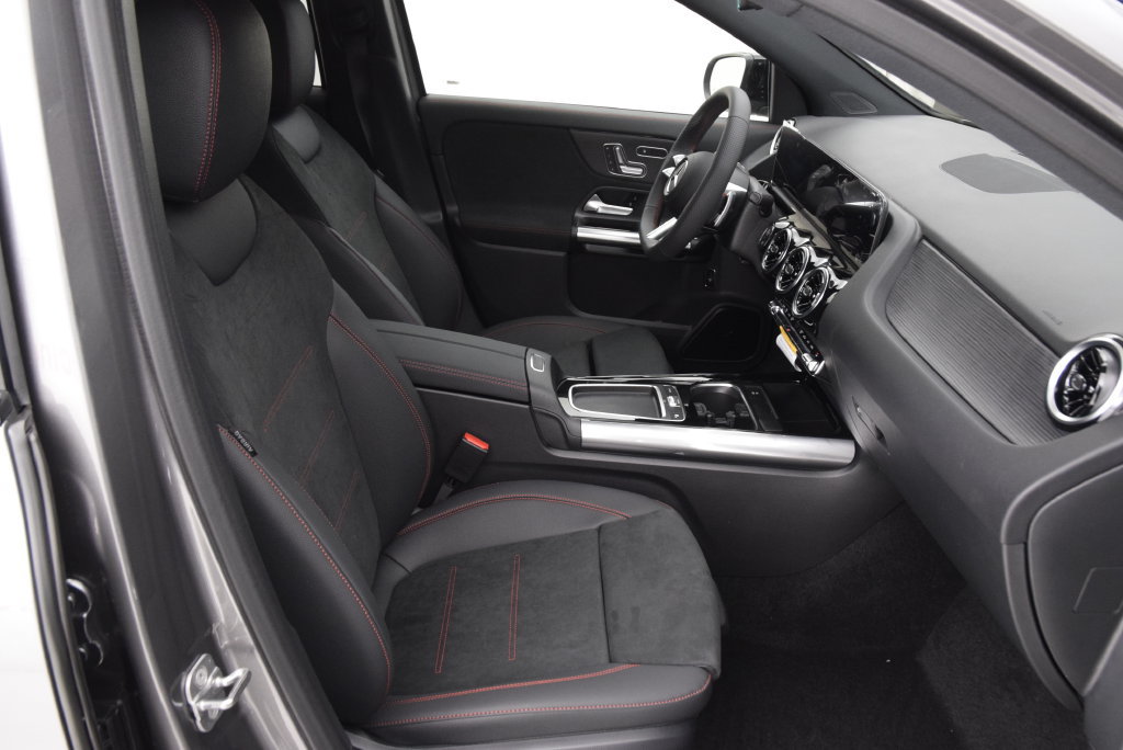 New 2026 Mercedes-Benz GLA 250 image 15