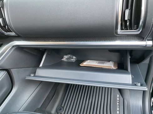 New 2026 Ford Expedition Max Platinum image 56