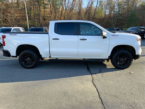 Certified 2022 Chevrolet Silverado 1500 LT Trail Boss w/ Convenience Package II image 37