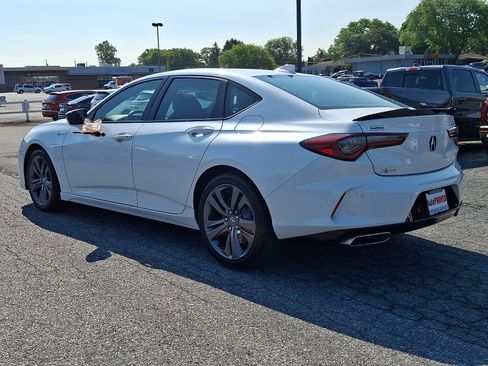 Used 2022 Acura TLX w/ A-SPEC Pkg FWD image 4