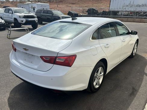 Used 2020 Chevrolet Malibu LS w/ Driver Confidence Package II FWD image 3