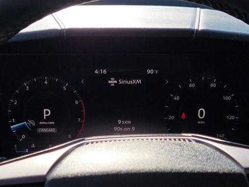 Used 2025 Nissan Murano SV AWD/4WD image 15