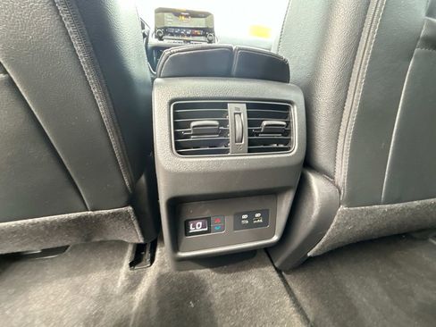 Used 2022 Nissan Rogue SL w/ SL Premium Package image 15