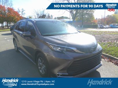 Used 2023 Toyota Sienna XLE