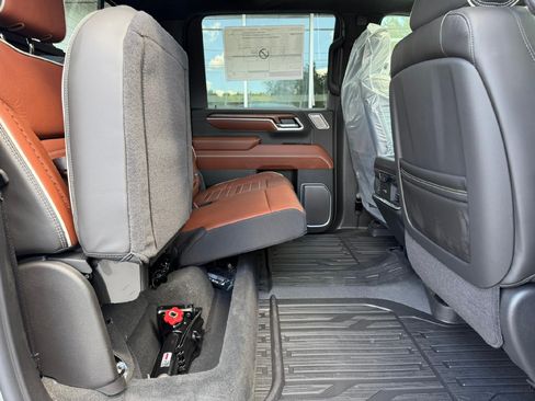 New 2026 GMC Sierra 2500 Denali Ultimate AWD/4WD image 33