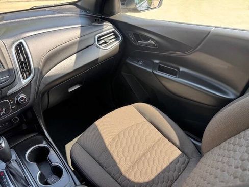 Used 2019 Chevrolet Equinox LT image 34