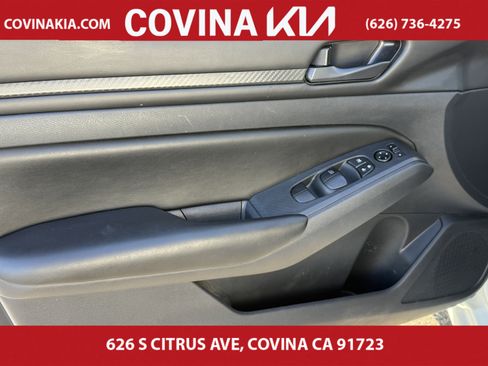 Used 2025 Nissan Altima 2.5 S image 12