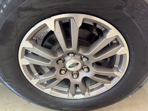 Used 2018 Ford F150 Lariat AWD/4WD image 35