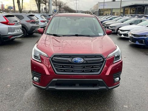 Used 2022 Subaru Forester Premium image 4