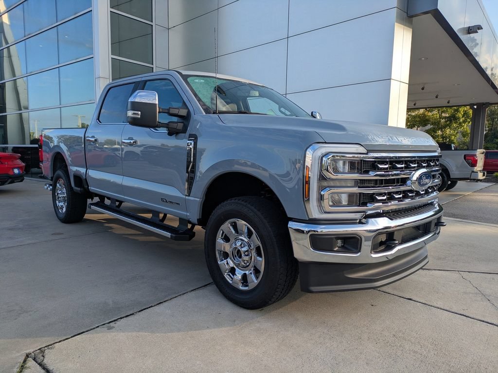 New 2026 Ford F350 Lariat w/ Chrome Package AWD/4WD image 2