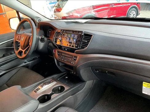 Used 2024 Honda Ridgeline Sport+ image 14