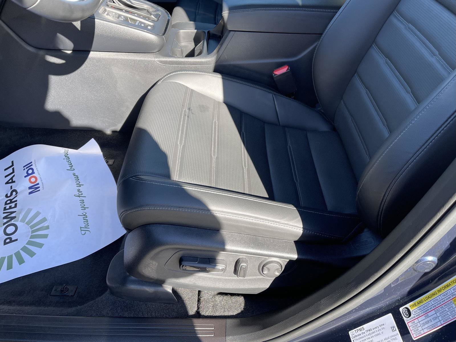 Used 2025 Honda CR-V EX-L image 3