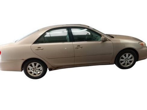 Used 2002 Toyota Camry LE FWD image 7