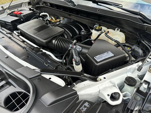 Used 2021 Chevrolet Suburban High Country image 64