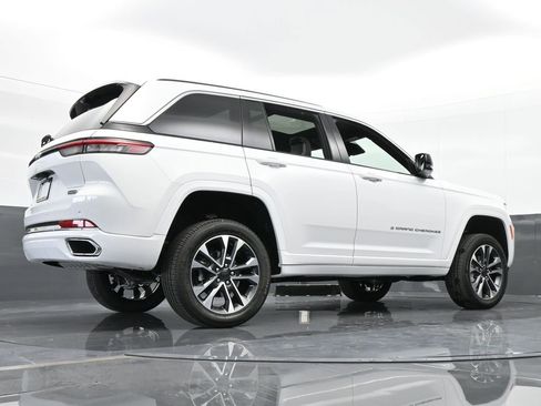 Used 2024 Jeep Grand Cherokee Overland w/ Luxury Tech Group IV image 63