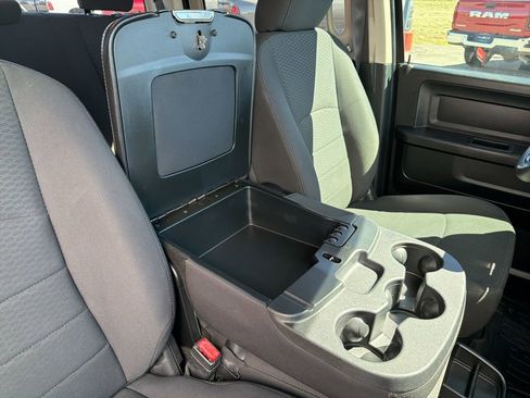 Used 2018 RAM 1500 Express w/ Express Value Package image 43