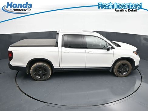 Used 2023 Honda Ridgeline Black Edition image 24