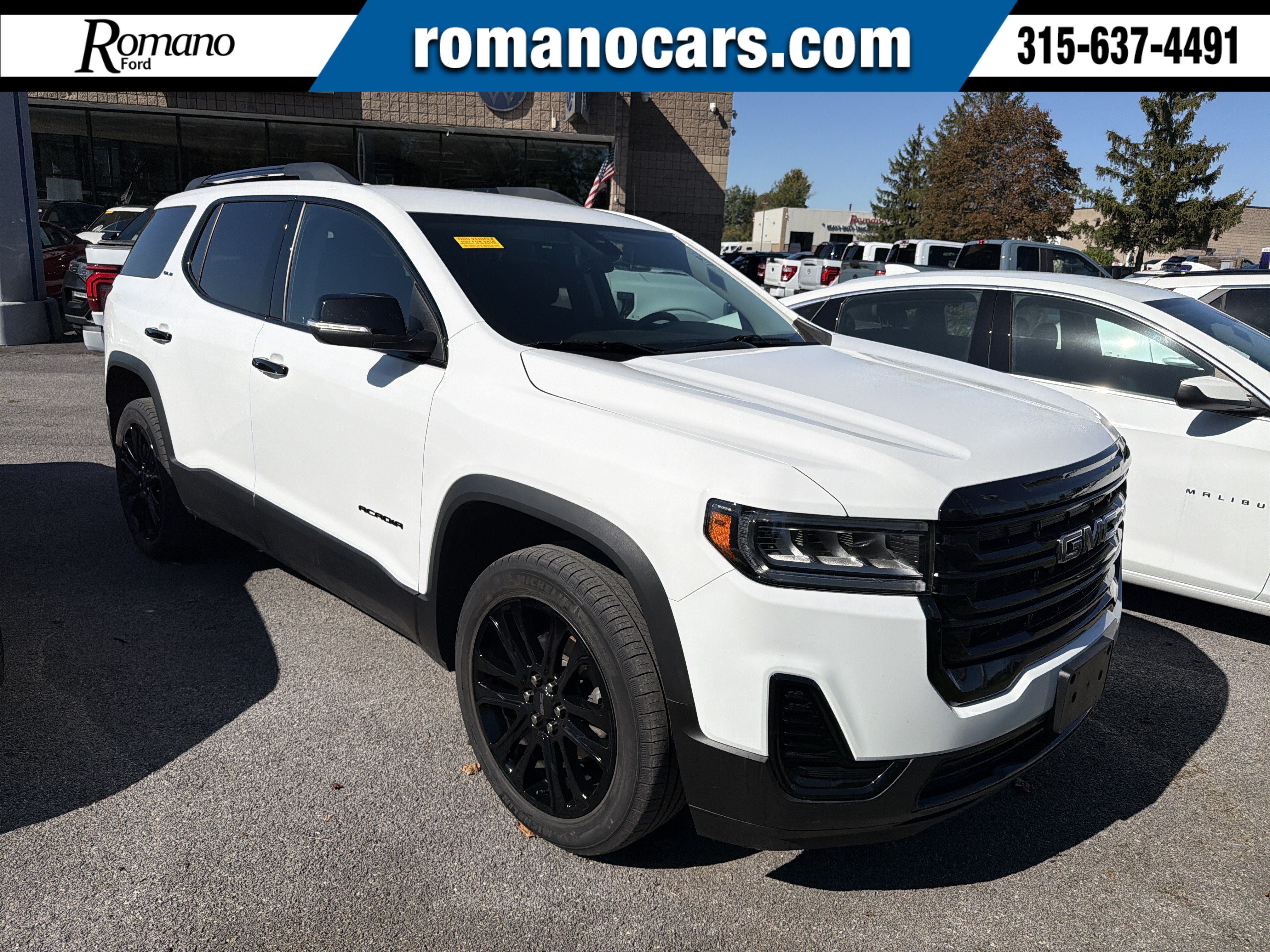 Used 2023 GMC Acadia SLE w/ Driver Convenience Package AWD/4WD image 1