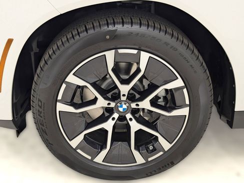 New 2026 BMW X3 xDrive30i w/ Premium Package AWD/4WD image 11