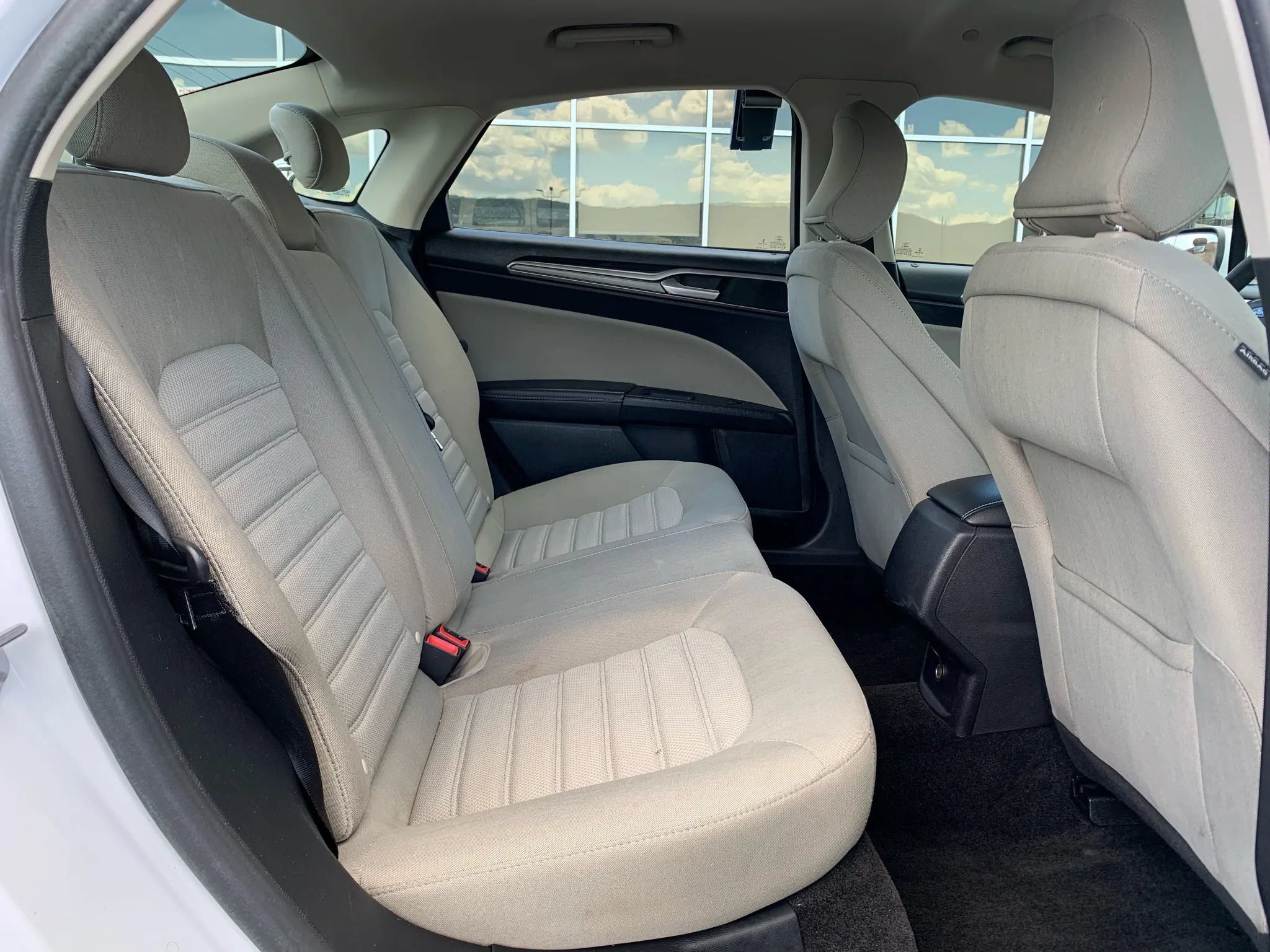 Used 2018 Ford Fusion S FWD image 27