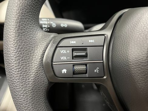 Used 2026 Honda HR-V LX image 16