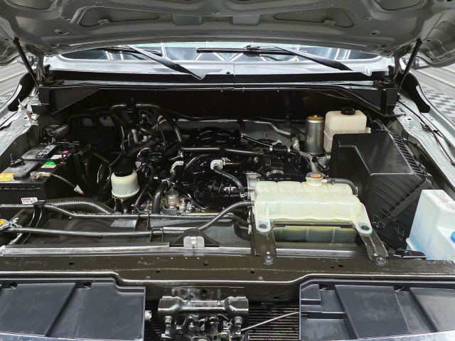 Used 2017 Nissan NV 3500 SL RWD image 33