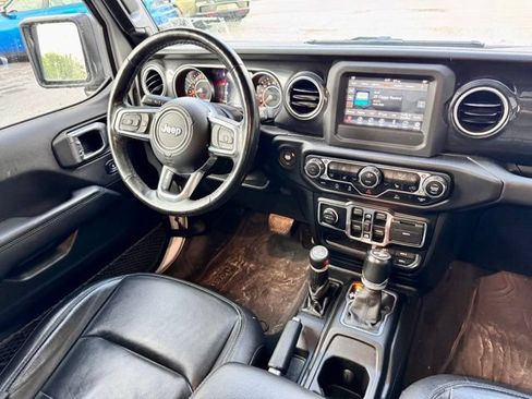 Used 2021 Jeep Wrangler Unlimited Sahara AWD/4WD image 16