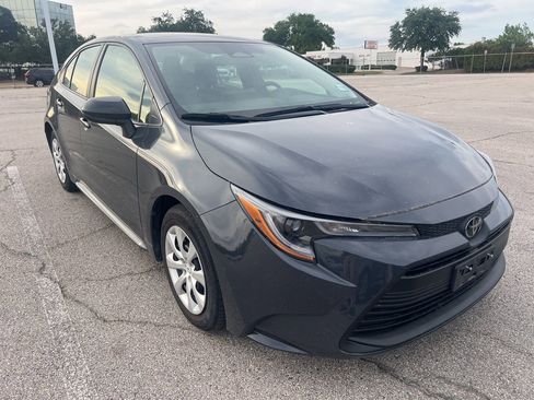Used 2024 Toyota Corolla LE FWD image 3