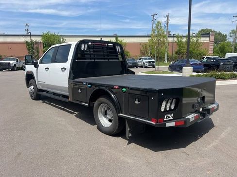Used 2025 GMC Sierra 3500 Pro w/ Convenience Package AWD/4WD image 7