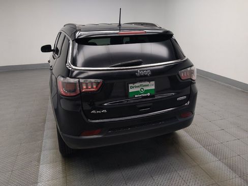 Used 2018 Jeep Compass Latitude AWD/4WD image 6