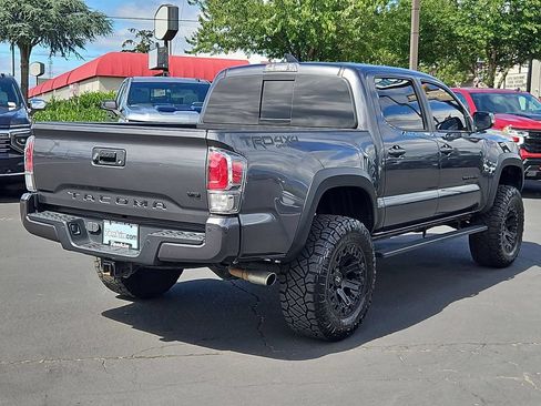 Used 2022 Toyota Tacoma TRD Off-Road w/ Technology Package AWD/4WD image 6
